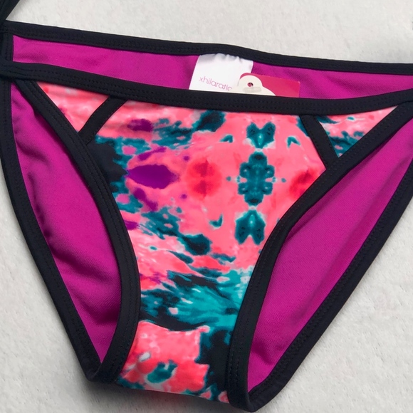 Xhilaration String Bikini Bottoms - Picture 3 of 6